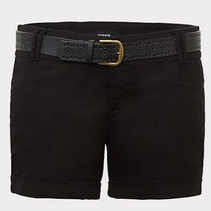 Torrid BELTED MIDI SHORT - SATEEN BLACK
